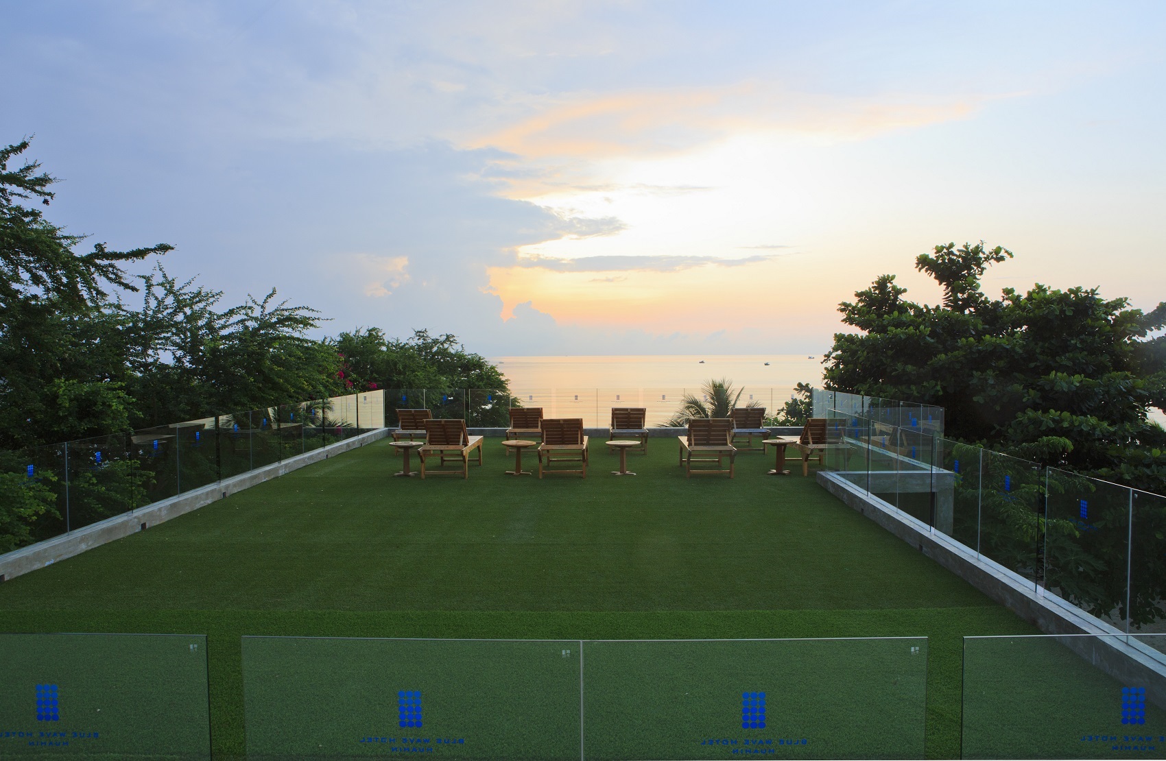 HUA-HIN BLUEWAVE
